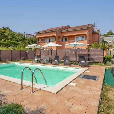 Hébergement de vacances 2 Bedroom Lovely In